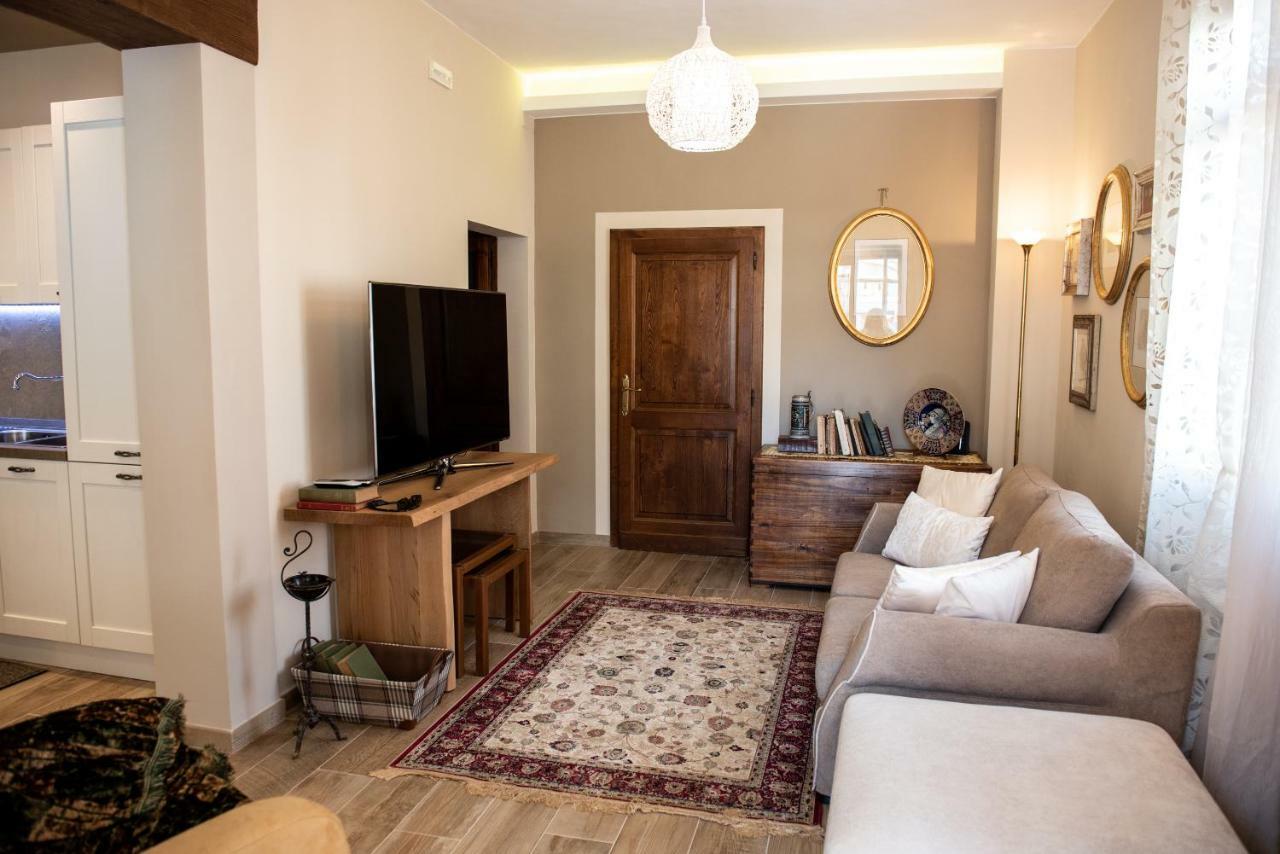 Valfabbrica La Rosa Di Francesco Inn מראה חיצוני תמונה
