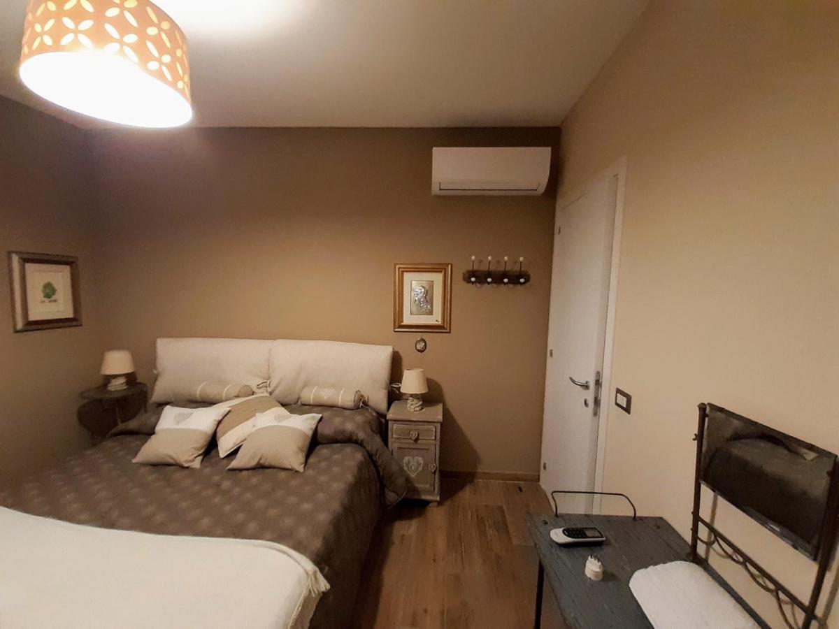 Valfabbrica La Rosa Di Francesco Inn מראה חיצוני תמונה
