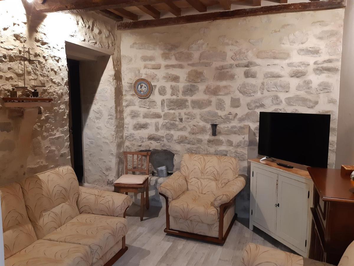 Valfabbrica La Rosa Di Francesco Inn מראה חיצוני תמונה