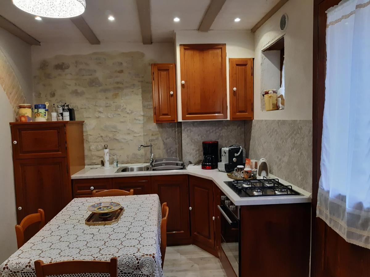 Valfabbrica La Rosa Di Francesco Inn מראה חיצוני תמונה